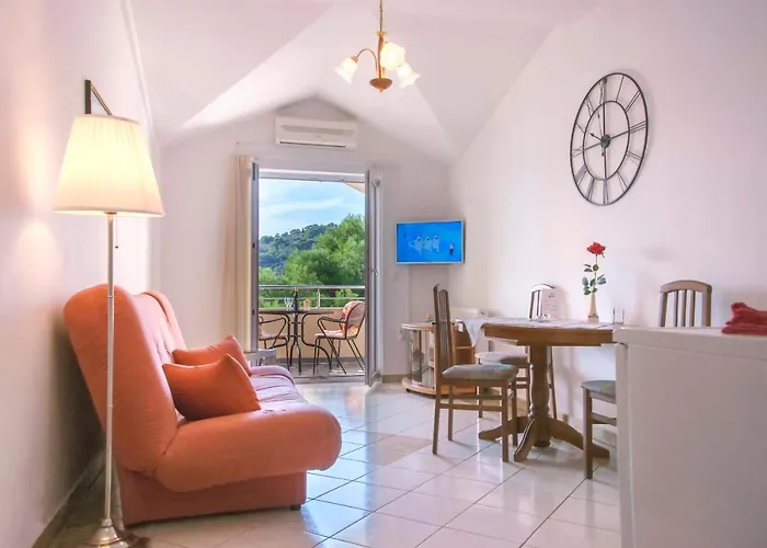 Daire Apartmenthaus Kosirina-tisno *