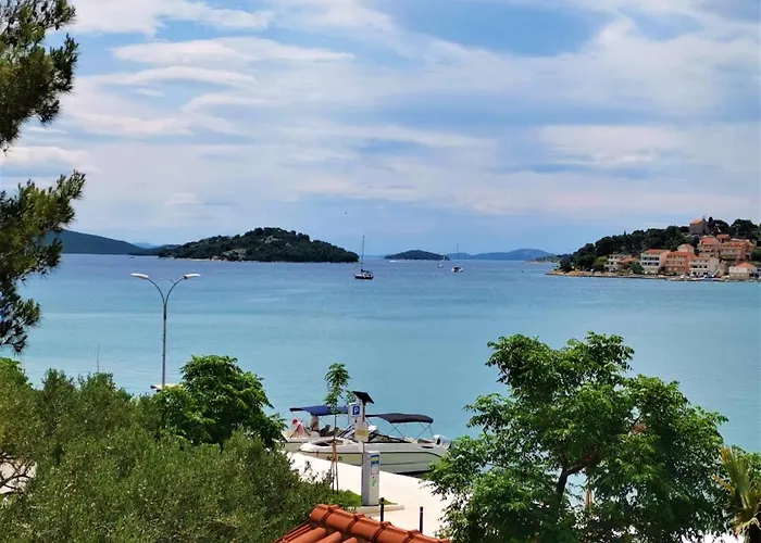 Daire Apartmenthaus Kosirina-tisno *